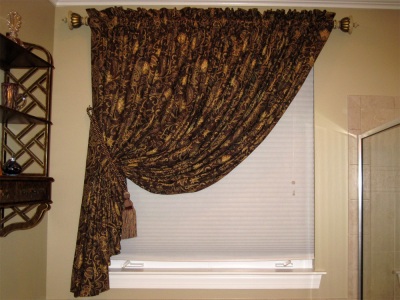 Curtain with tieback